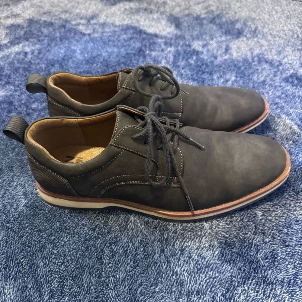 Men's Casual Gray Lace-Up Derby Shoes